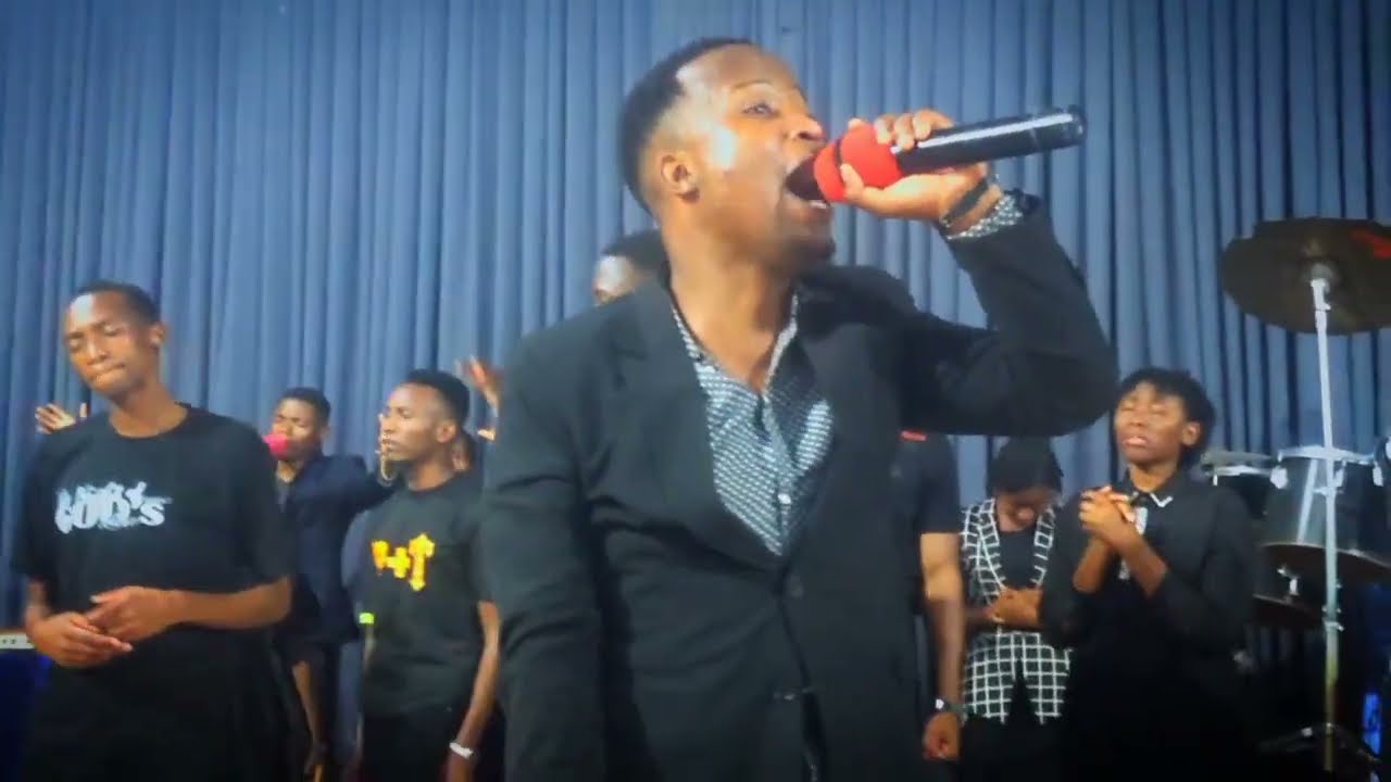 USINIPITE MWOKOZI | WORSHIP MOMENT WITH MOG GIVEN KASHIMOTO