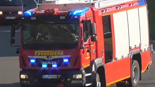 4× RTW+2× NEF+1×HLF der Feuerwehr Wermelskirchen auf Einsatzfahrt (14.5.2024)