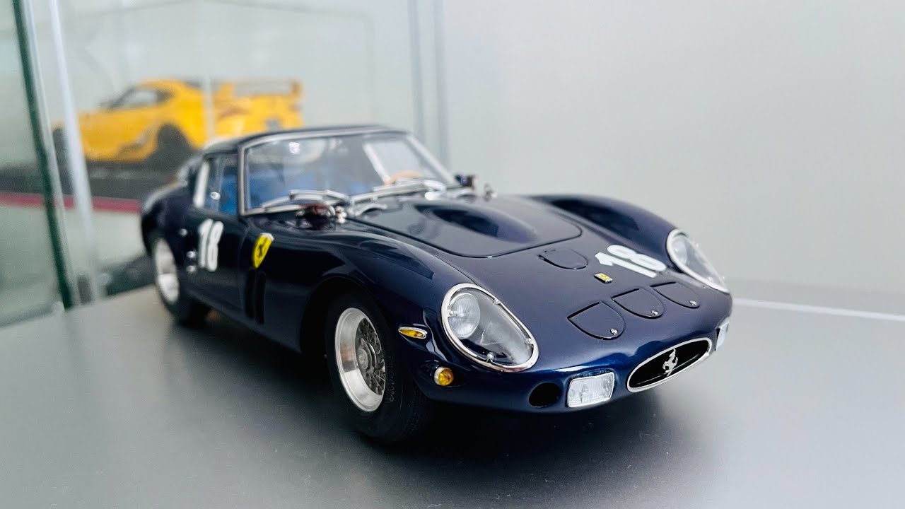 CMC Ferrari 250 GTO Laguna Seca Blue 1:18 Scale Monterey Historic