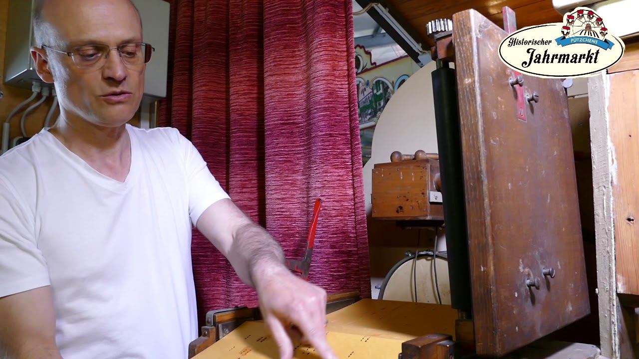 Die Geschichte der Orgel auf Pützchen Historischen Jahrmarkt