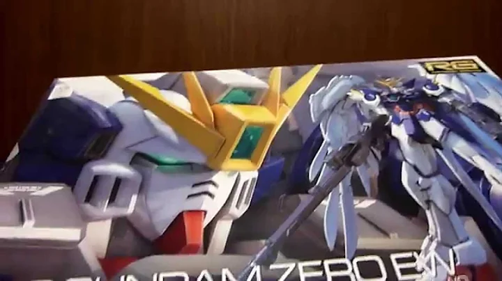 RG 1/144 Wing Gundam Zero EW - 00 - Unboxing