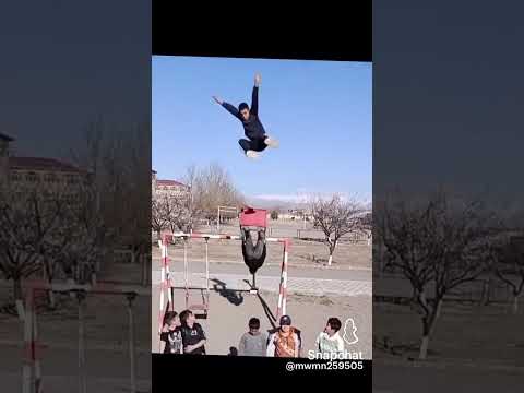 بطير وانا لسه في مكاني