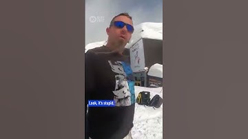 Japanese Man Yells At Aussie Tourists For Smoking | 10 News First