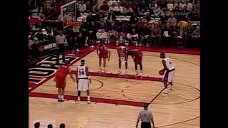 NBA Duels: Chris Bosh 27 Pts Vs. Troy Murphy 20 Pts, 2005-06.