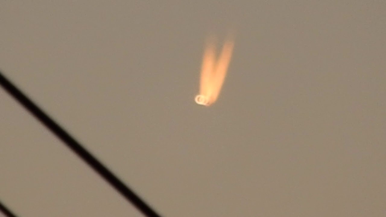 西の空に落ちる火の玉を見つけたよ Youtube