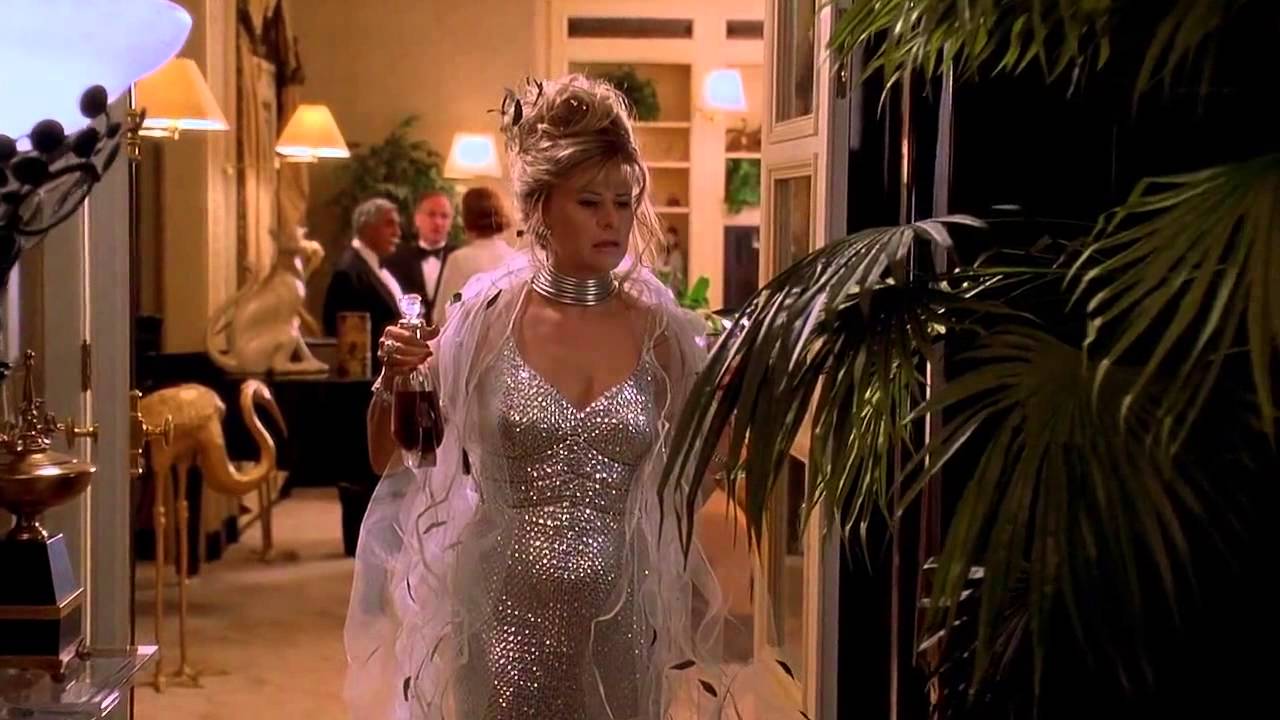 Expression: Keep a straight face. Movie: Small Time Crooks