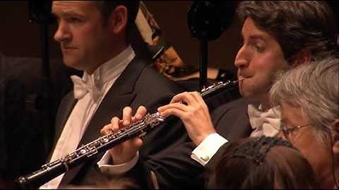 Beethoven -  GLORIA from the Missa Solemnis - Nikolaus Harnoncourt, Royal Concertgebouw Orchestra