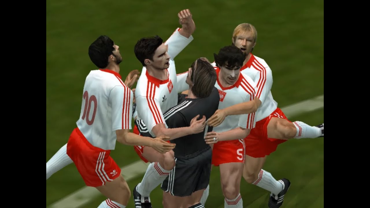Polonia vs Irlanda del Norte - Cuartos de Final - Copa del Mundo 1982 | PES 6