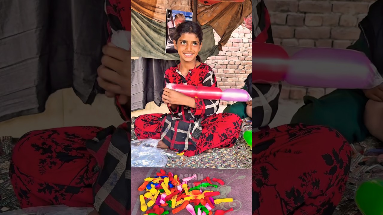 The Beautiful Homeless Girl Making Toys to Survive with Dignity 