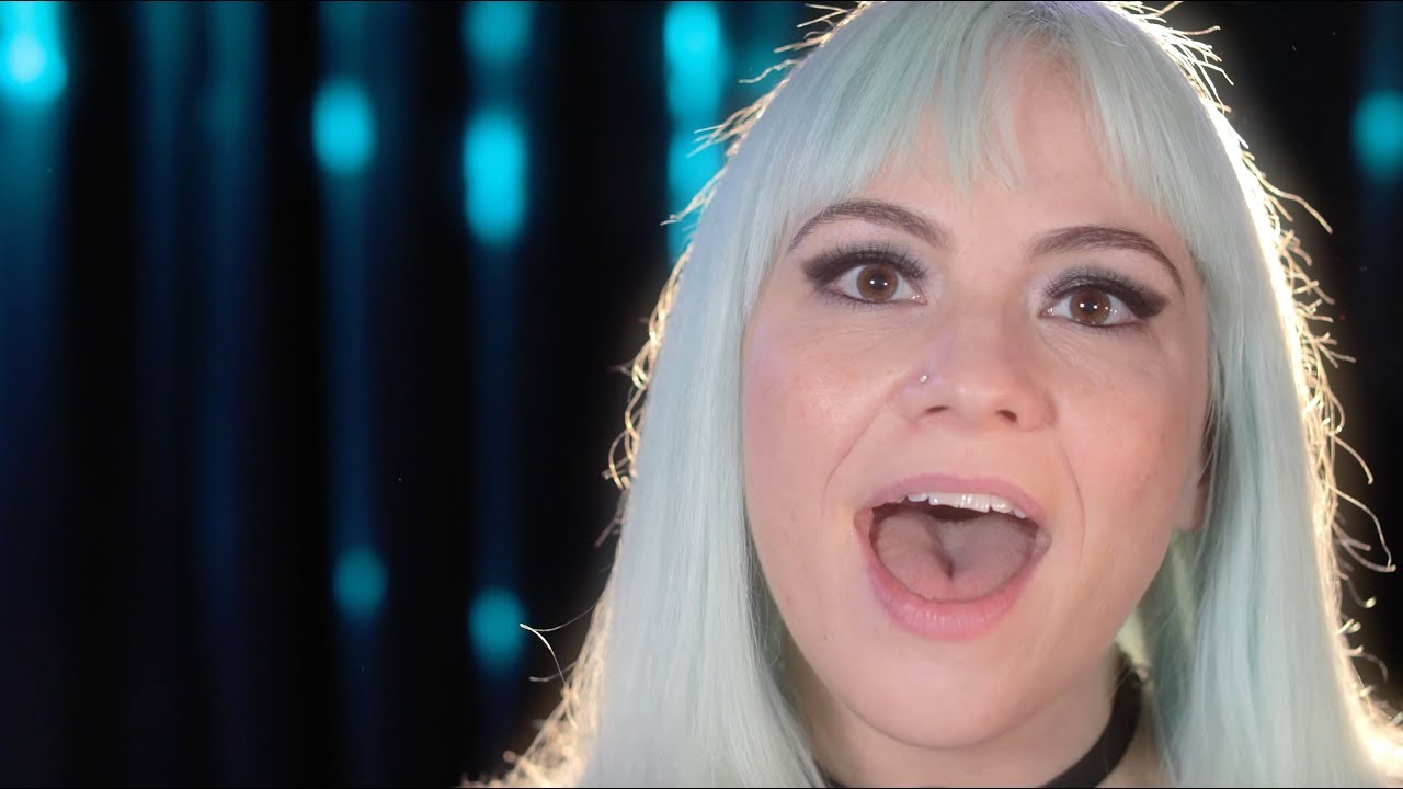 在 YouTube 上观看 The Dollyrots - In Your Face (Official Video) 在 YouTube 上观看 The Dollyrots - In Your Face (Official Video)