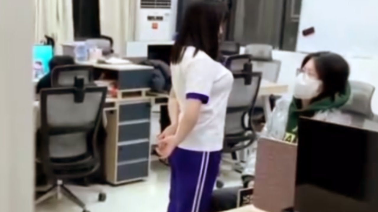 猝不及防的搞笑瞬间 😀😂 Pt. 3 你能忍到第几个