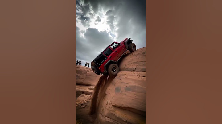 😳 Jeep Wrangler 392 CLIMBS the Impossible! 🧗‍♂️💥