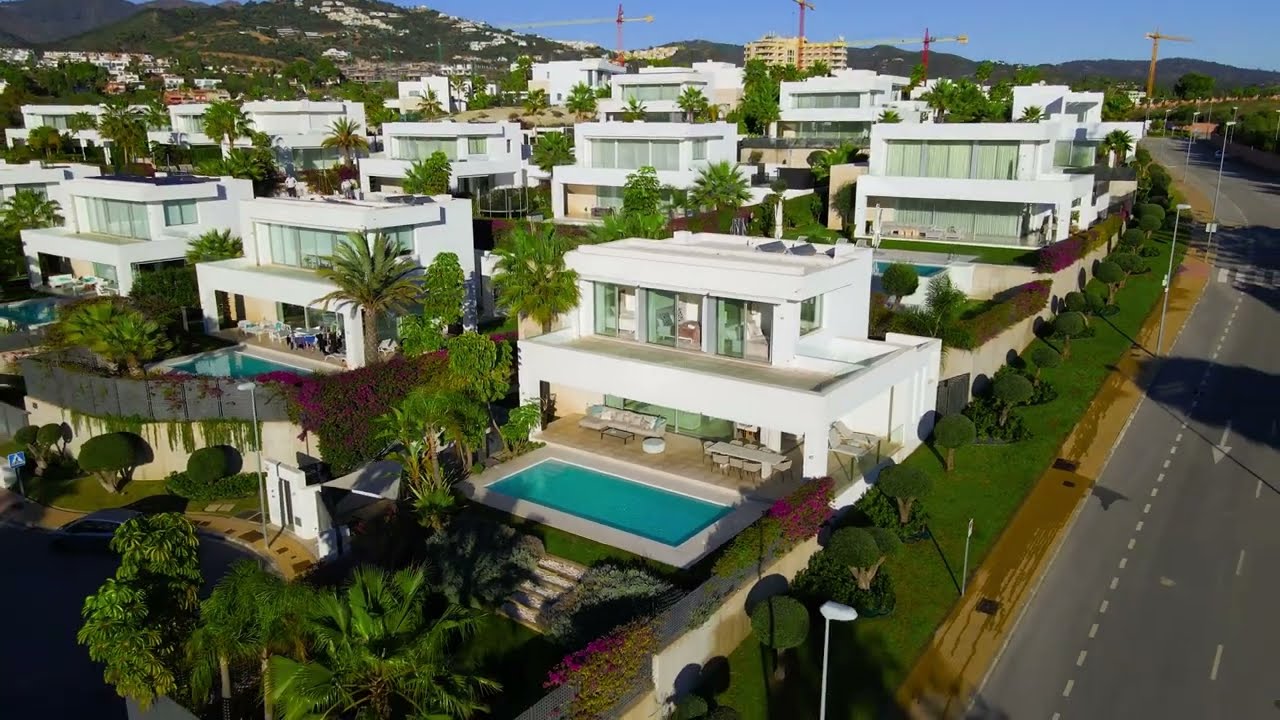 Luxury villa in Rio Real, Marbella