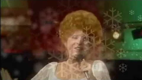 Brenda Lee - Rockin Around The Christmas Tree (Music Video)