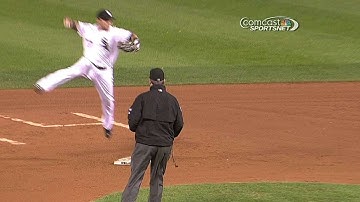 KC@CWS: Sanchez turns two with jumping throw to first