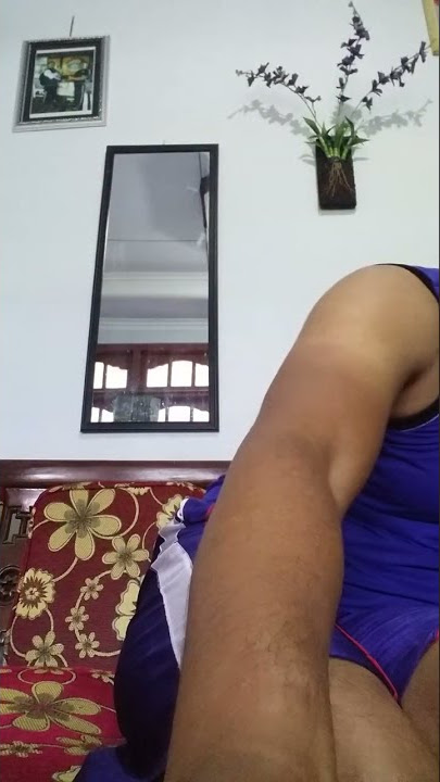 Selfi ketek berbulu tipis