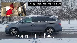 Cozy Survival: Van Life in a Honda Odyssey Camper (Vlogmas Day 3)