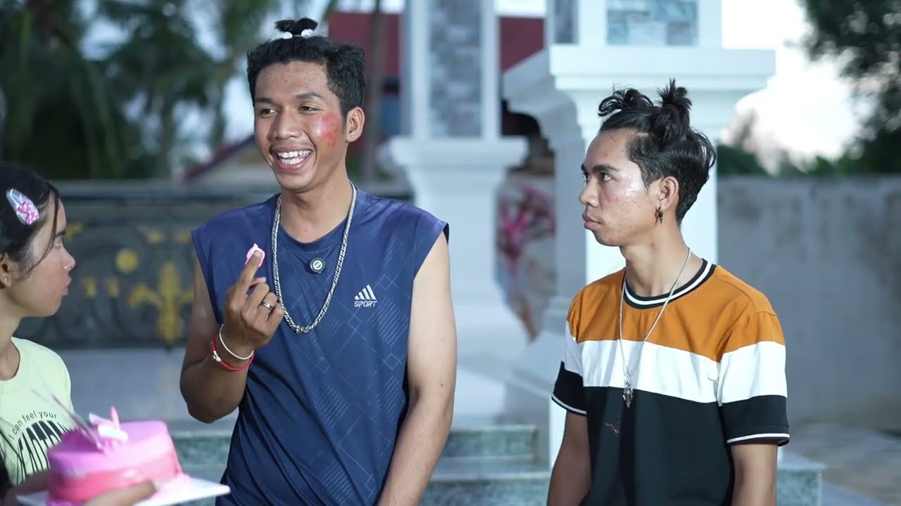 អាស្ទាវ អាសង្ហាលេងល្បិច អាសង្ហាល្បិច១០០ 