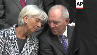 Finance Leaders Play Down Differences with Trump