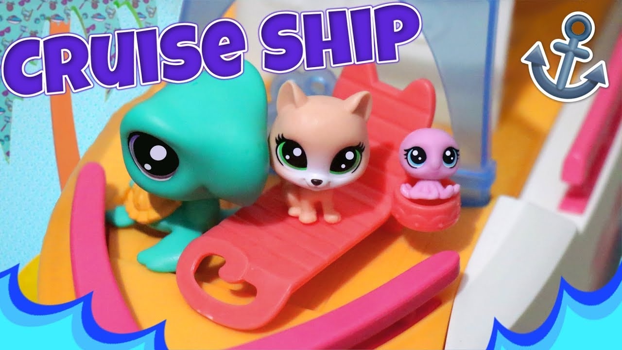 Lps Toy Hunt At Toys R Us New Littlest Pet Shop Sylvanian Families More Youtube