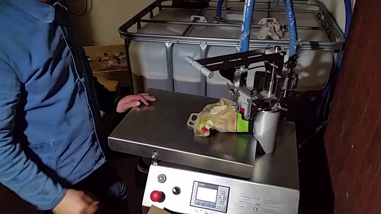 Pouch Up Standbodenbeutel befüllen