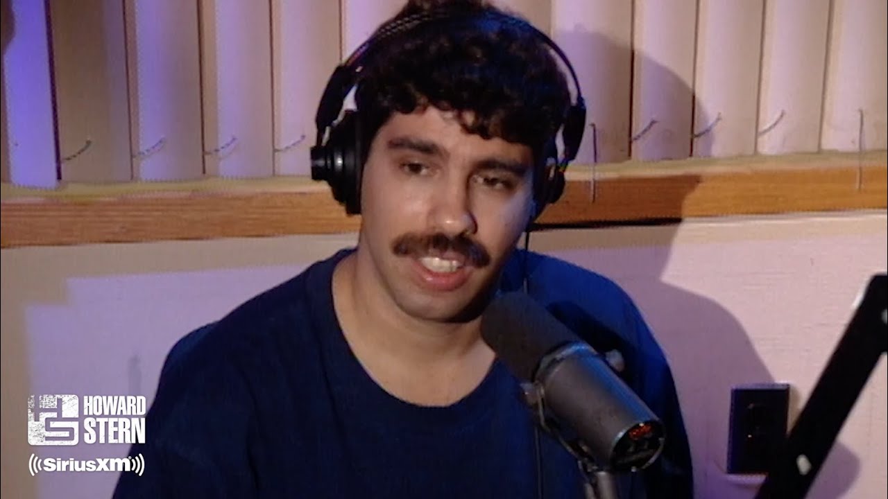 HOWARD STERN: Gary Dell'Abate Wears Shorts and a T-Shirt to Work (1994) \, image size:1280x720