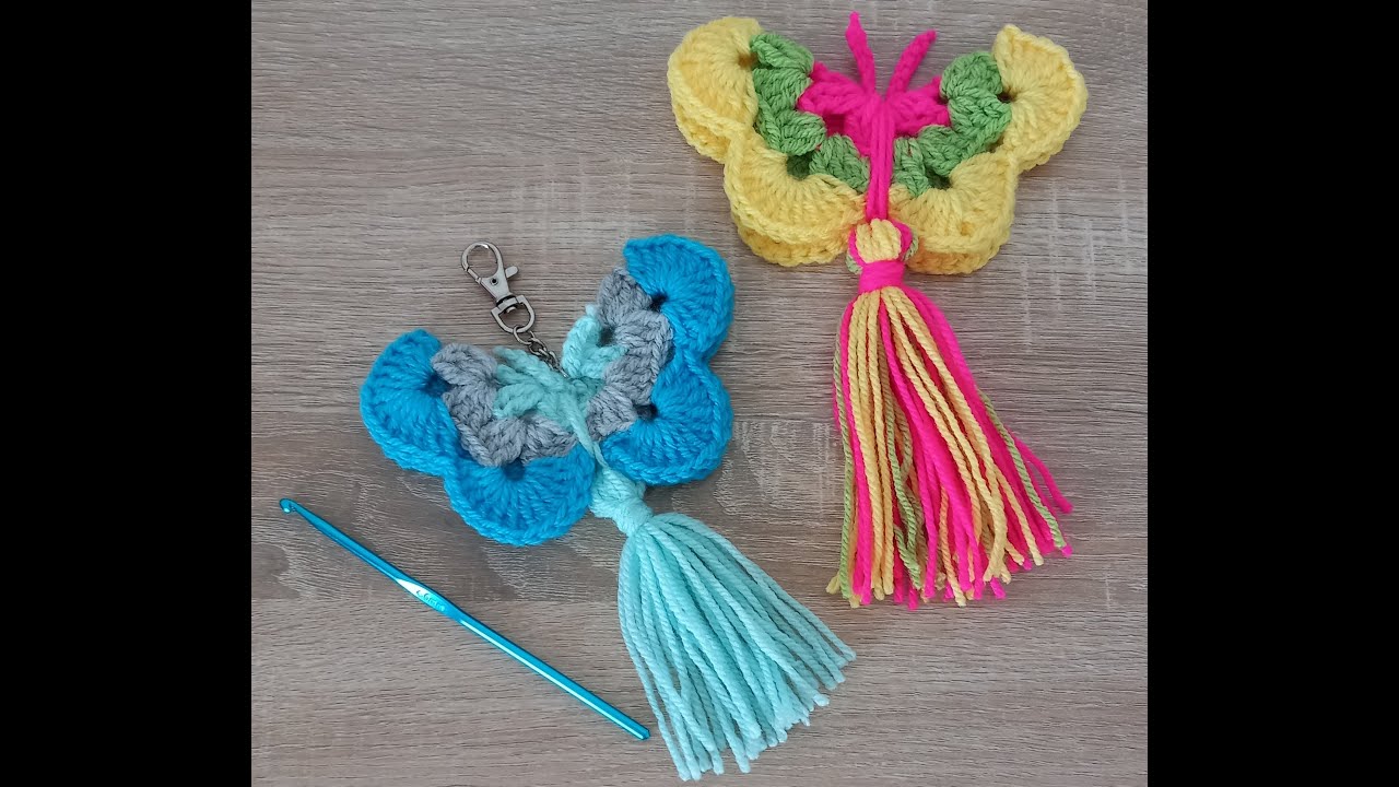 papillon au crochet  ( porte clé )