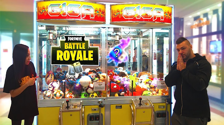 POSSIAMO VINCERE il LAMA di FORTNITE alla MACCHINA del GANCIO ?! * Claw Machine Challenge *