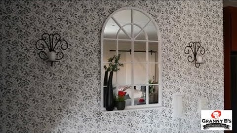 Pattern Roller Feature Wall - Rose Pattern