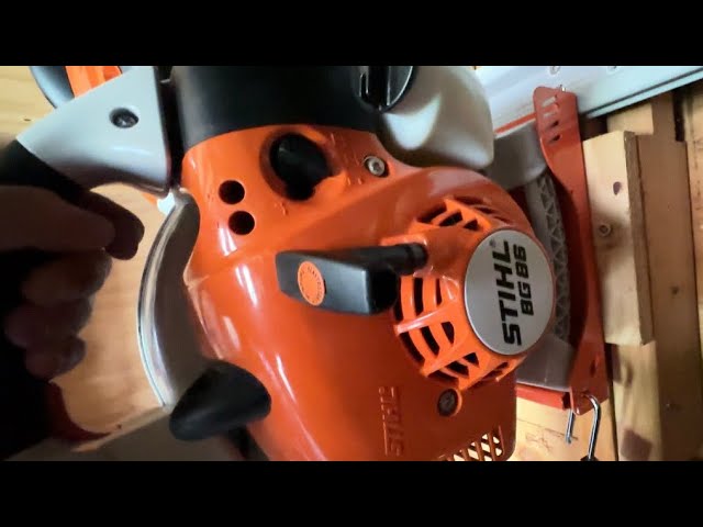 STIHL BG 86 Wall-Mount with Lock.  #stihl #BG86 #blower.