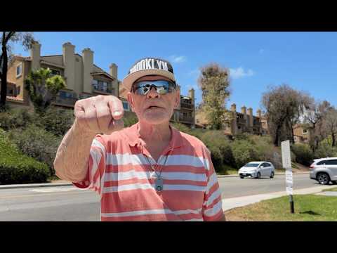 I HOLD A CAMERA - PEOPLE LOSE THEIR MINDS!