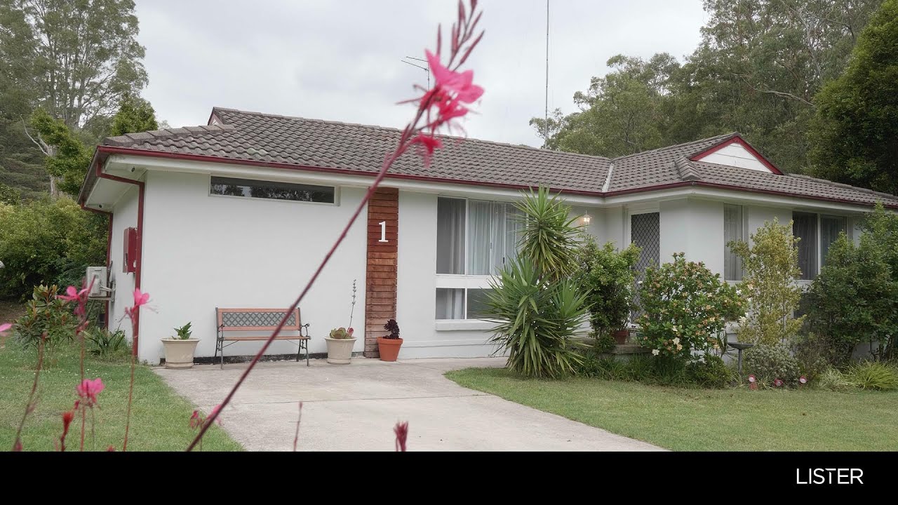 1 Bottlebrush Drive, Faulconbridge LISTER ESTATE AGENTS Corner block location in natural