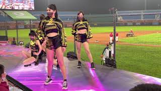 Rakuten Girls 五局中場舞 Real Fire 慧慧 琳妲 筠熹 孟潔 小鹿 20210325