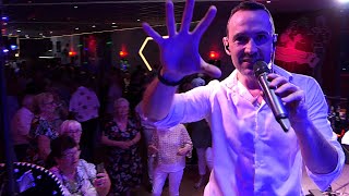 Seb Presta. Il Enflamme Les Mélodies De Nacre, Série Ambiance