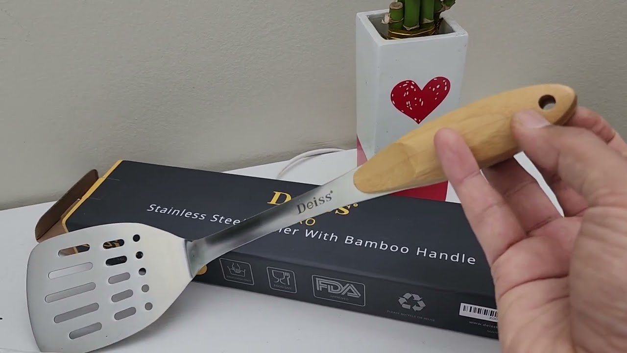 Deiss PRO Metal Spatula with Comfortable Wooden Handle - Kitchen Spatula Turner