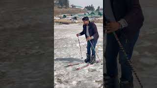 Skiing in gulmarg