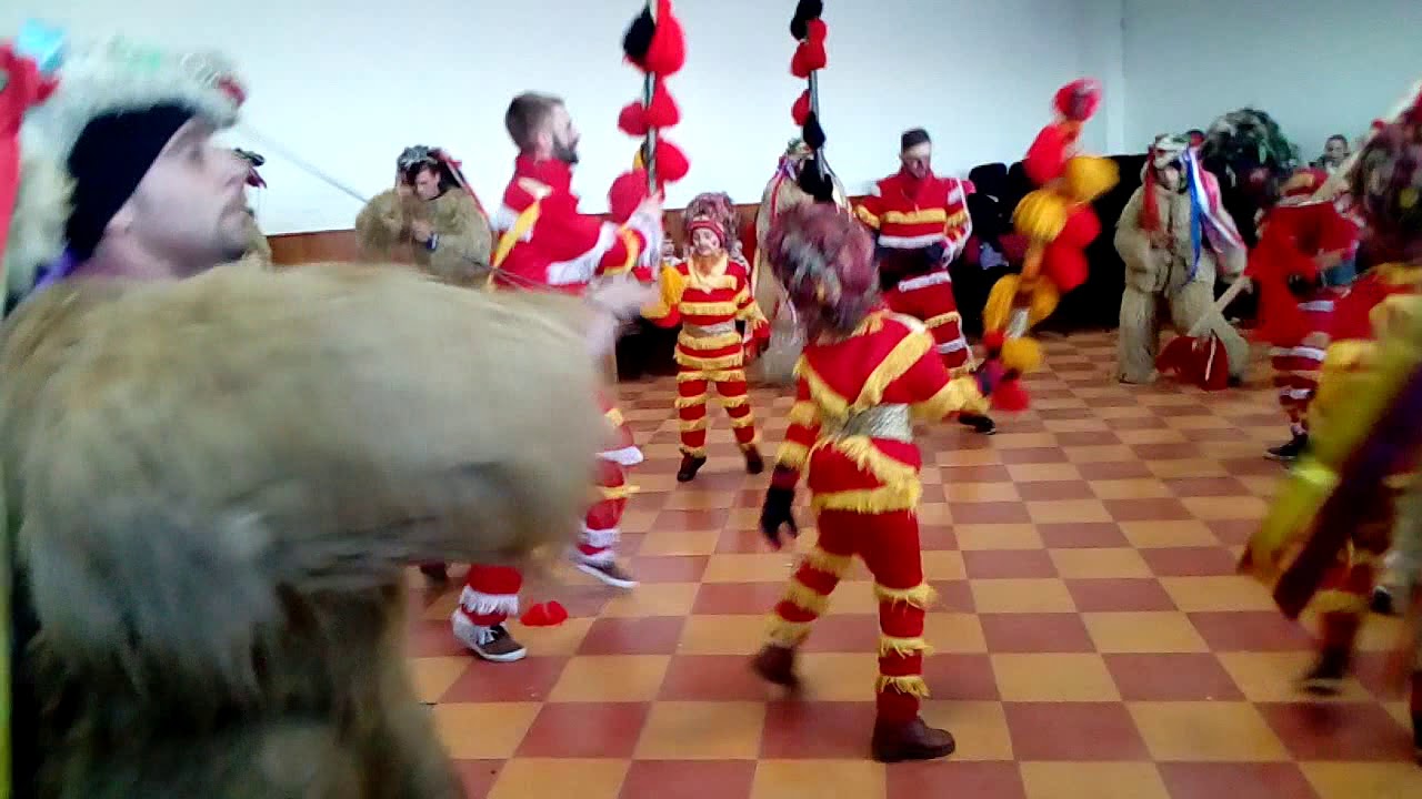 Datini de Anul nou Poieni Anul 2017-2018