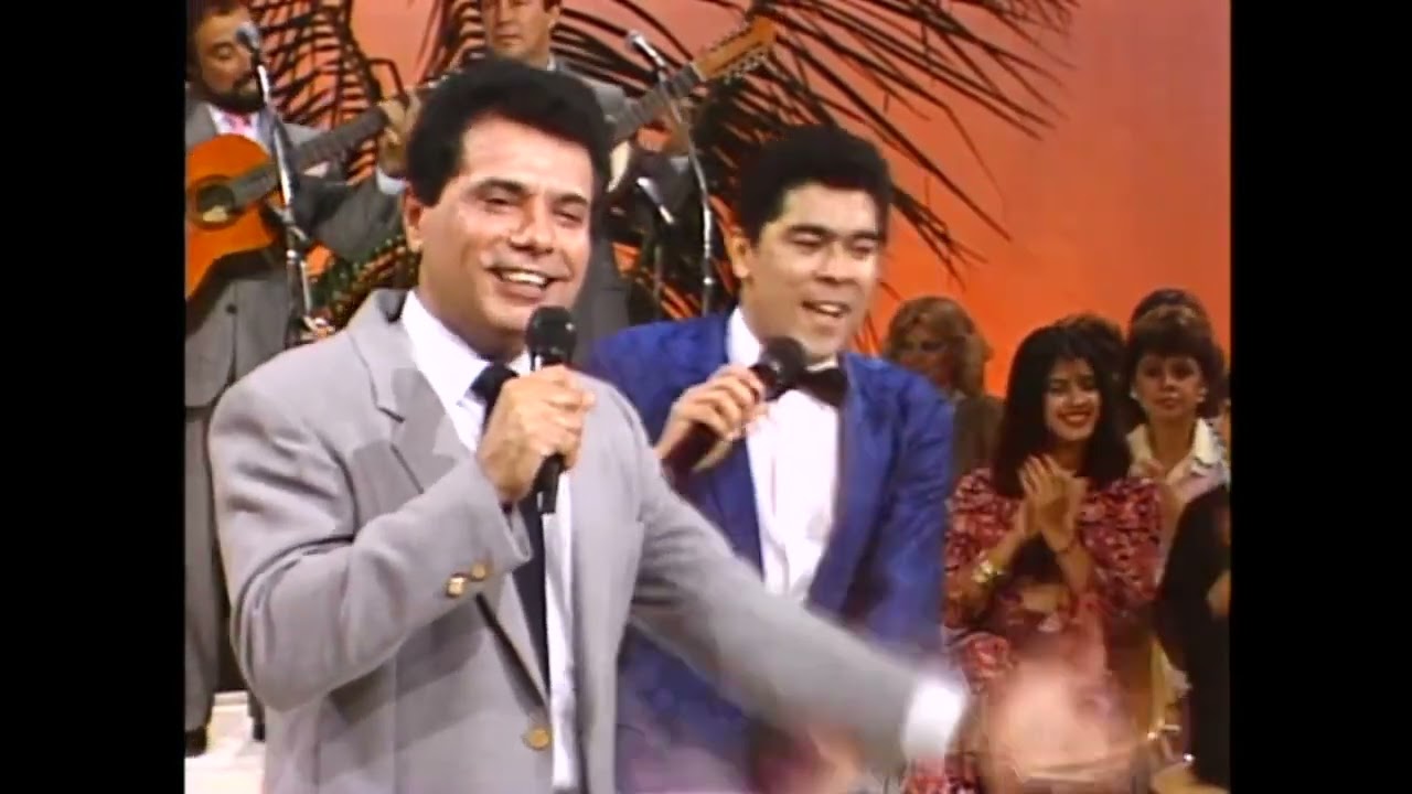 Danny Rivera & Vicente Carattini Y Los Cantores De San Juan - Tema De Navidad