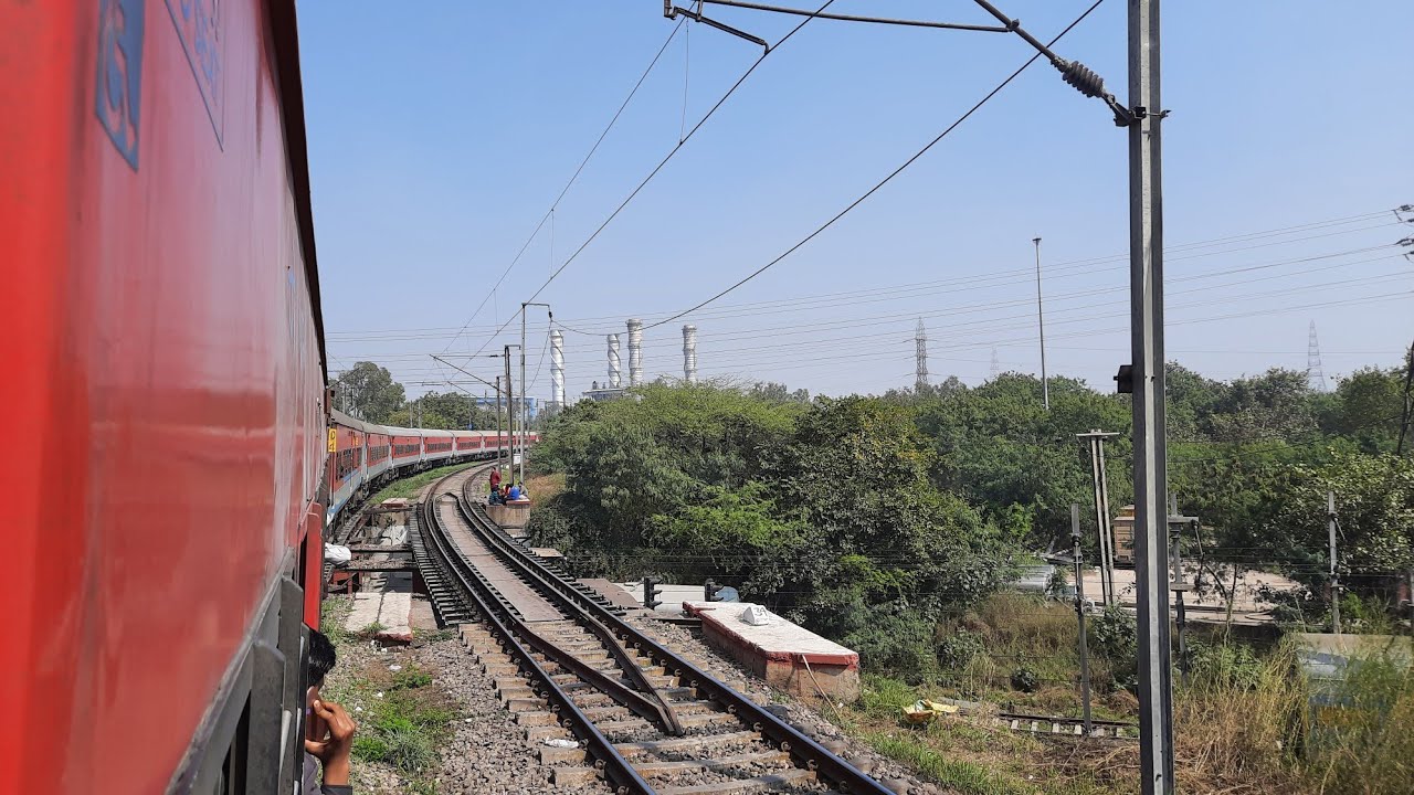 H Nizamuddin To Meerut City ।। Full Journey ।। 19325 Indore Amritsar Express