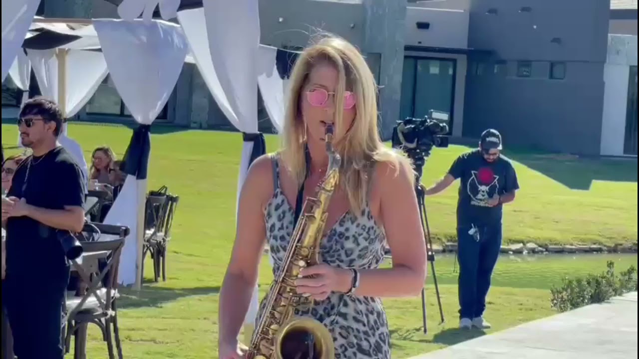 Katja female saxophonist in Los Angeles strolling performance