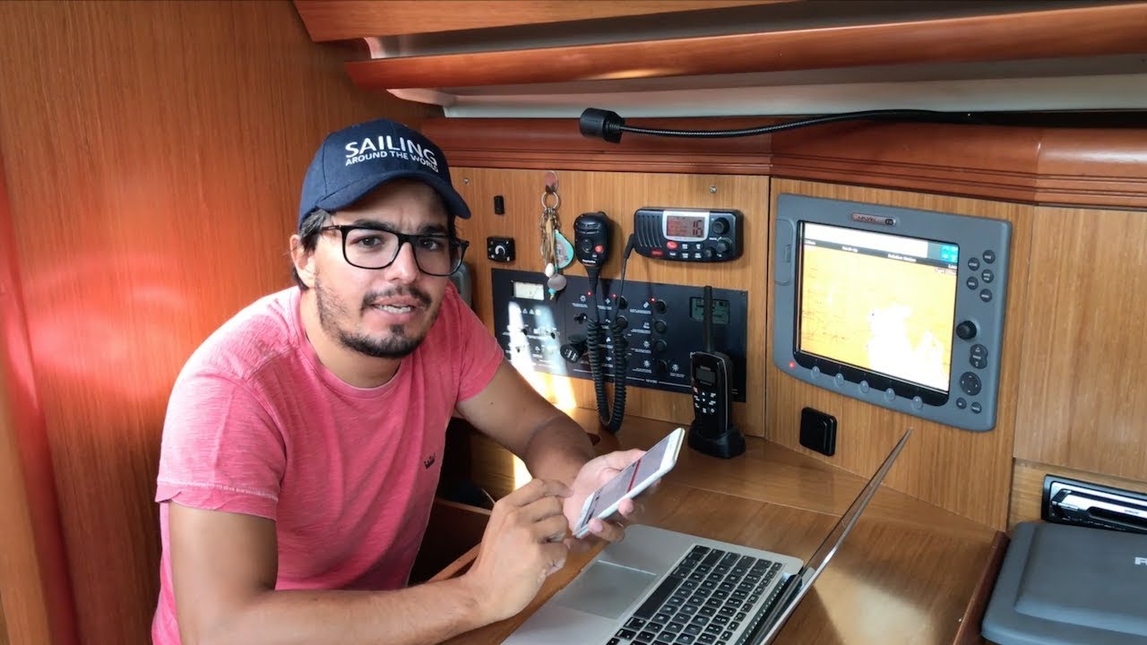 Descubra o APP que está salvando a nossa vida! - Sailing Around the World