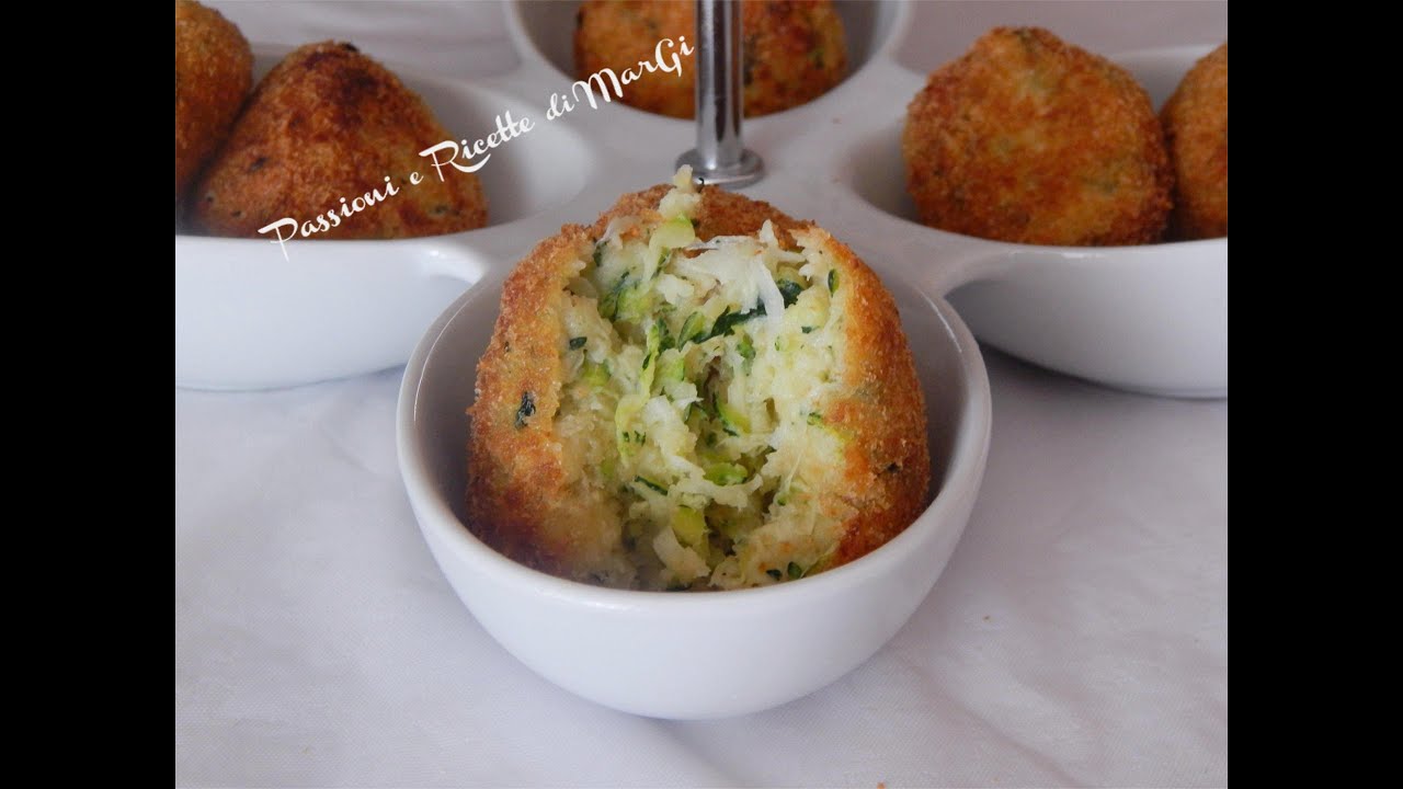Ricetta polpette di zucchine fritte - YouTube