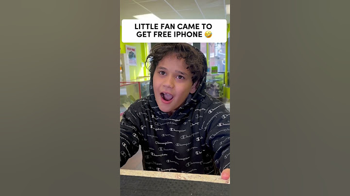 LITTLE FAN CAME TO GET FREE IPHONE 14 PRO MAX ❤️ #shorts #iphone14promax #apple #ios #iphone #funny