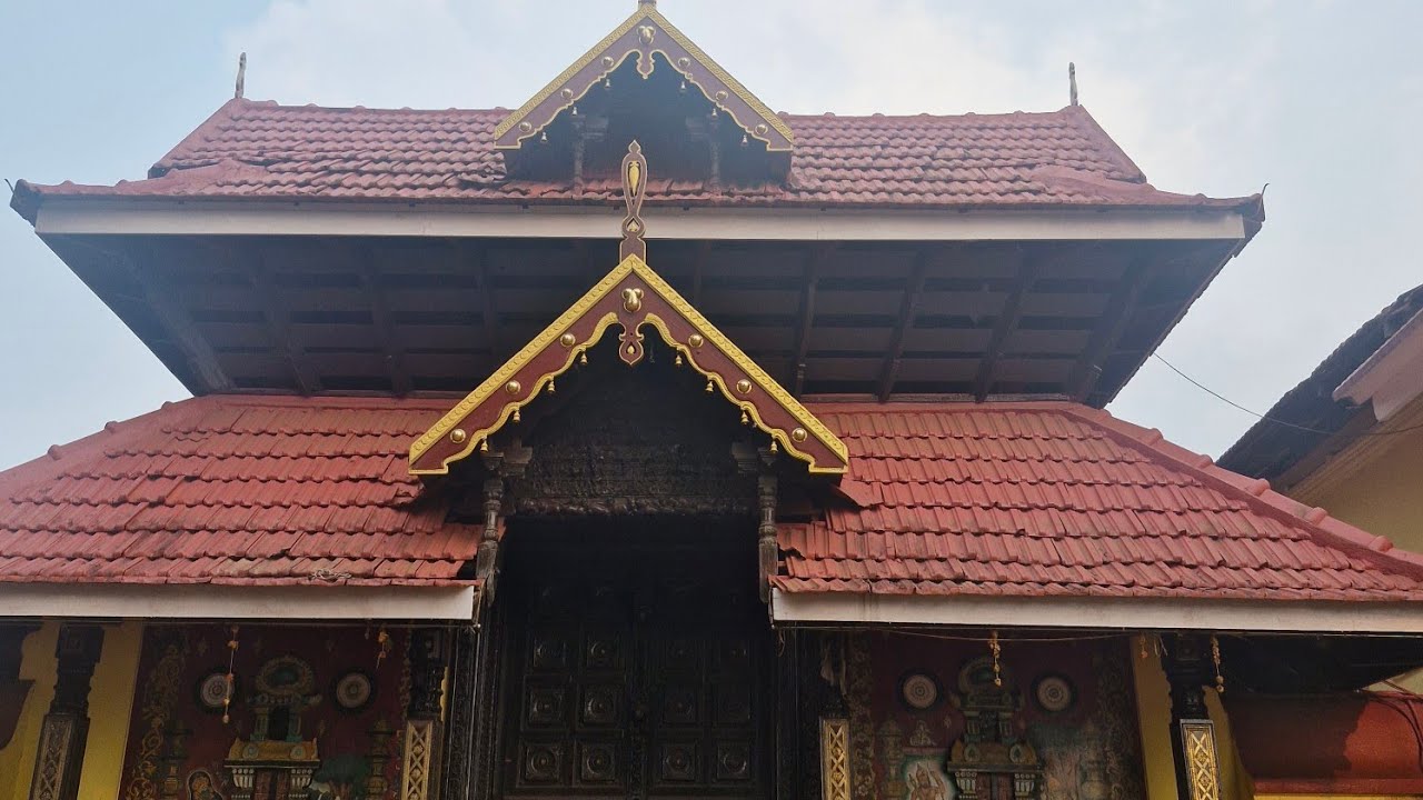 മാംമ്പിള്ളി ക്ഷേത്രക്കുളം, ശക്തൻ തമ്പുരാൻ, ആറാട്ടുപുഴ തൃശൂർ പൂരങ്ങൾ