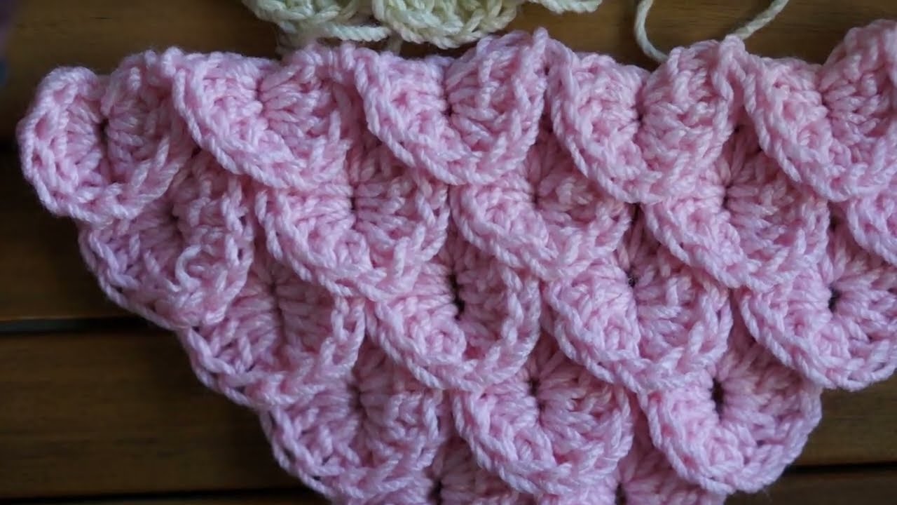 How to crochet the Crocodile stitch shawl