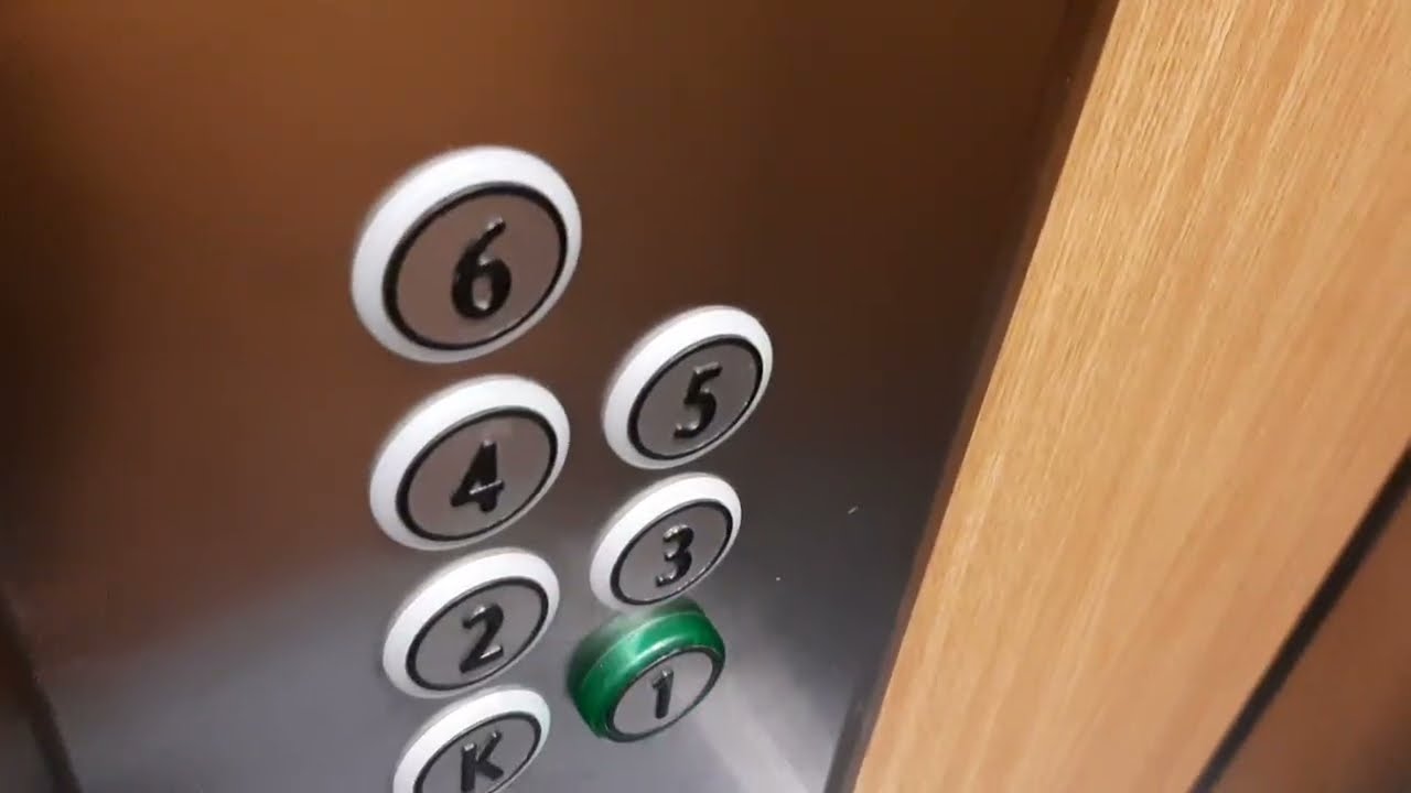 1957 KONE (mod. 2011) traction elevator @ Siltakatu 10B, Joensuu, Finland