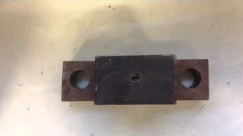 Load Cell Trunnion 2.50" Bore - Early Crane Fruehauf N1003945 www.newtontrailers.com