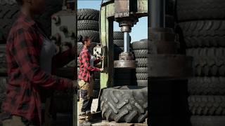 Hydraulic Tractor Tire Press 🔧 Reparación de Llantas | Heavy Machine Puncture Fix