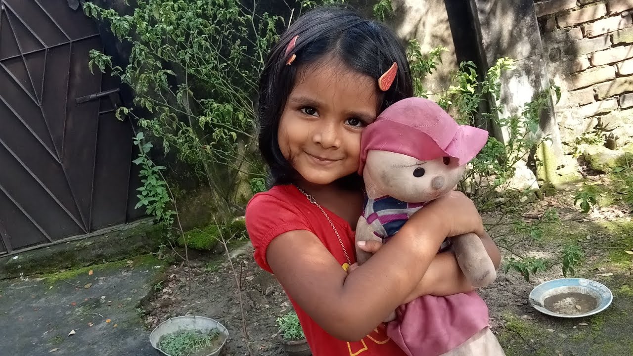 শামুক 🪴নিয়ে আরাধ্যা কি করছে দেখুন 🥰😍।Bangla Entertainment Video👈