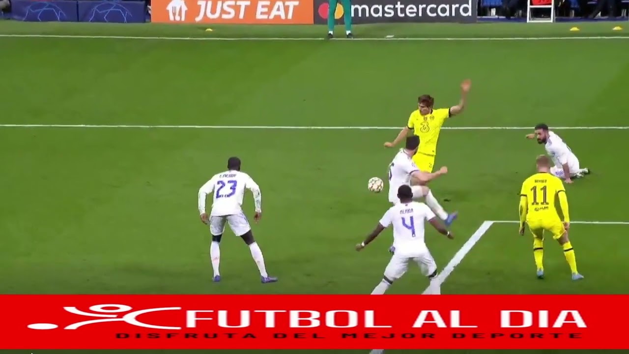 ¡ polemico  gol anulado en Champions al Chelsea !